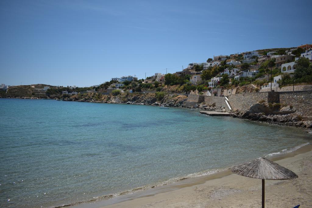 Vari Beach Hotel Exterior photo