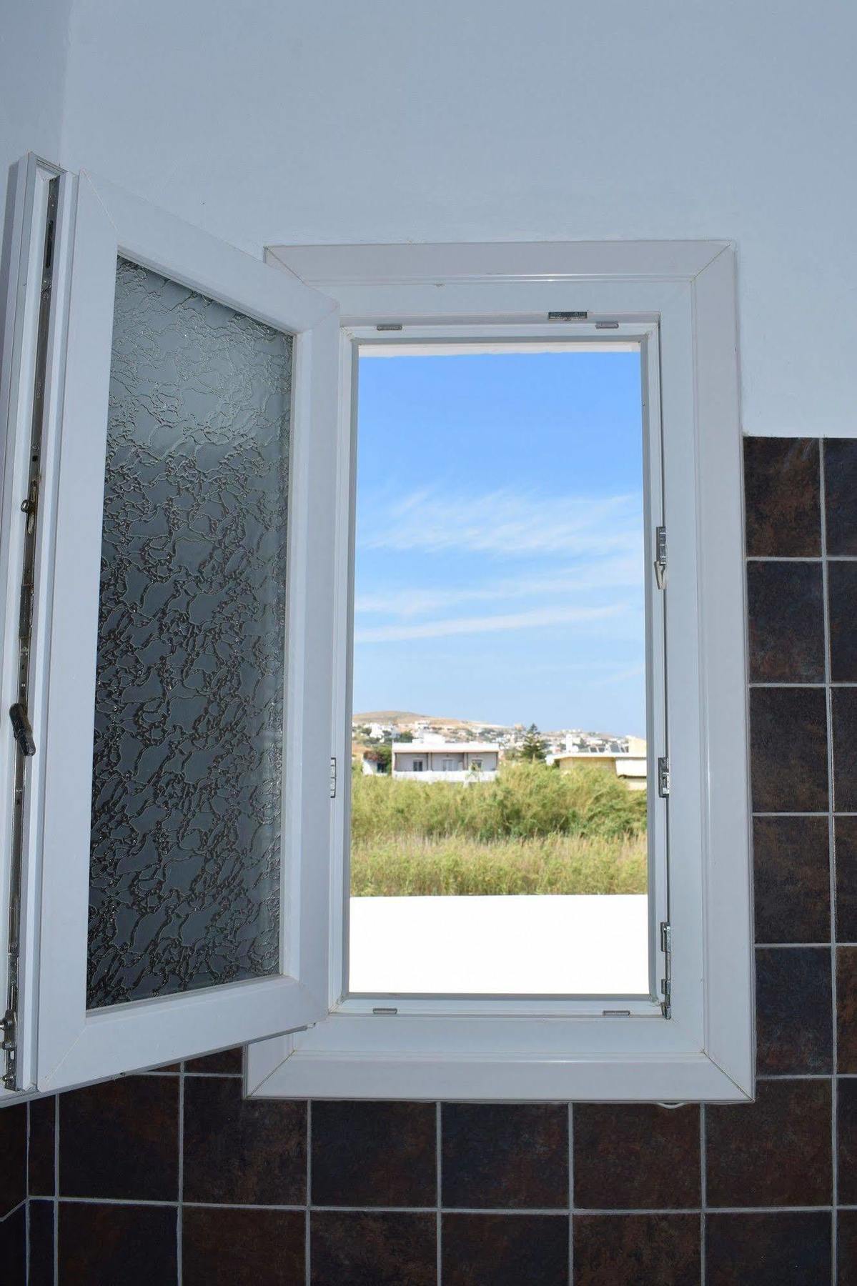 Vari Beach Hotel Exterior photo